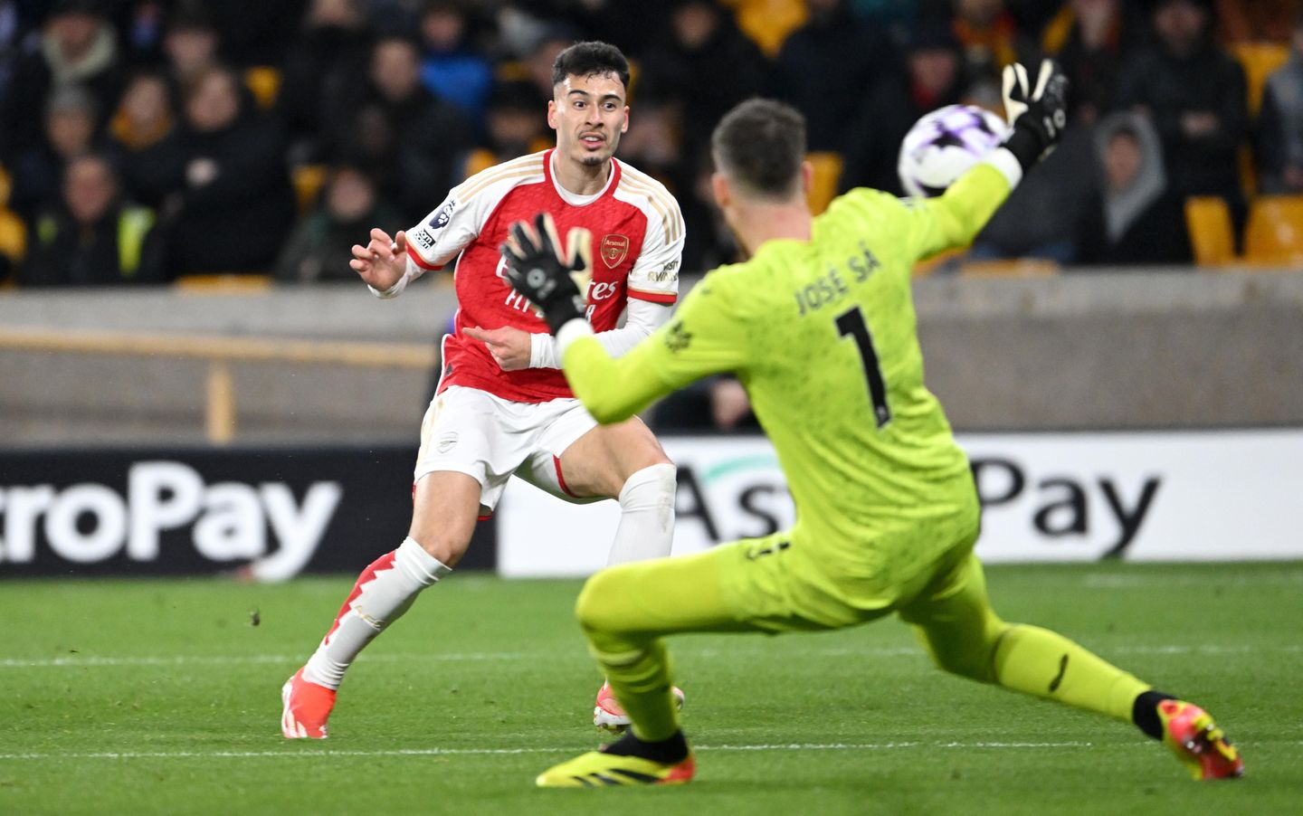 Wolverhampton Wanderers v Arsenal FC - Premier League