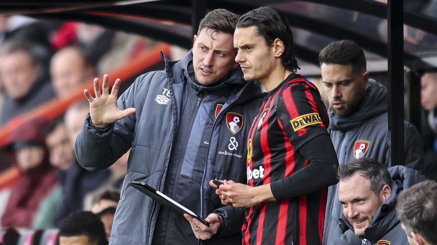 Tommy Elphick, Enes Unal