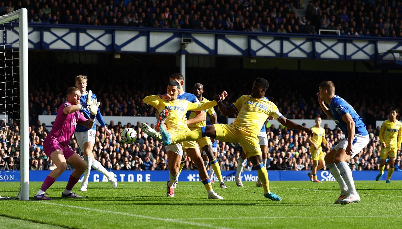 Guehi goal