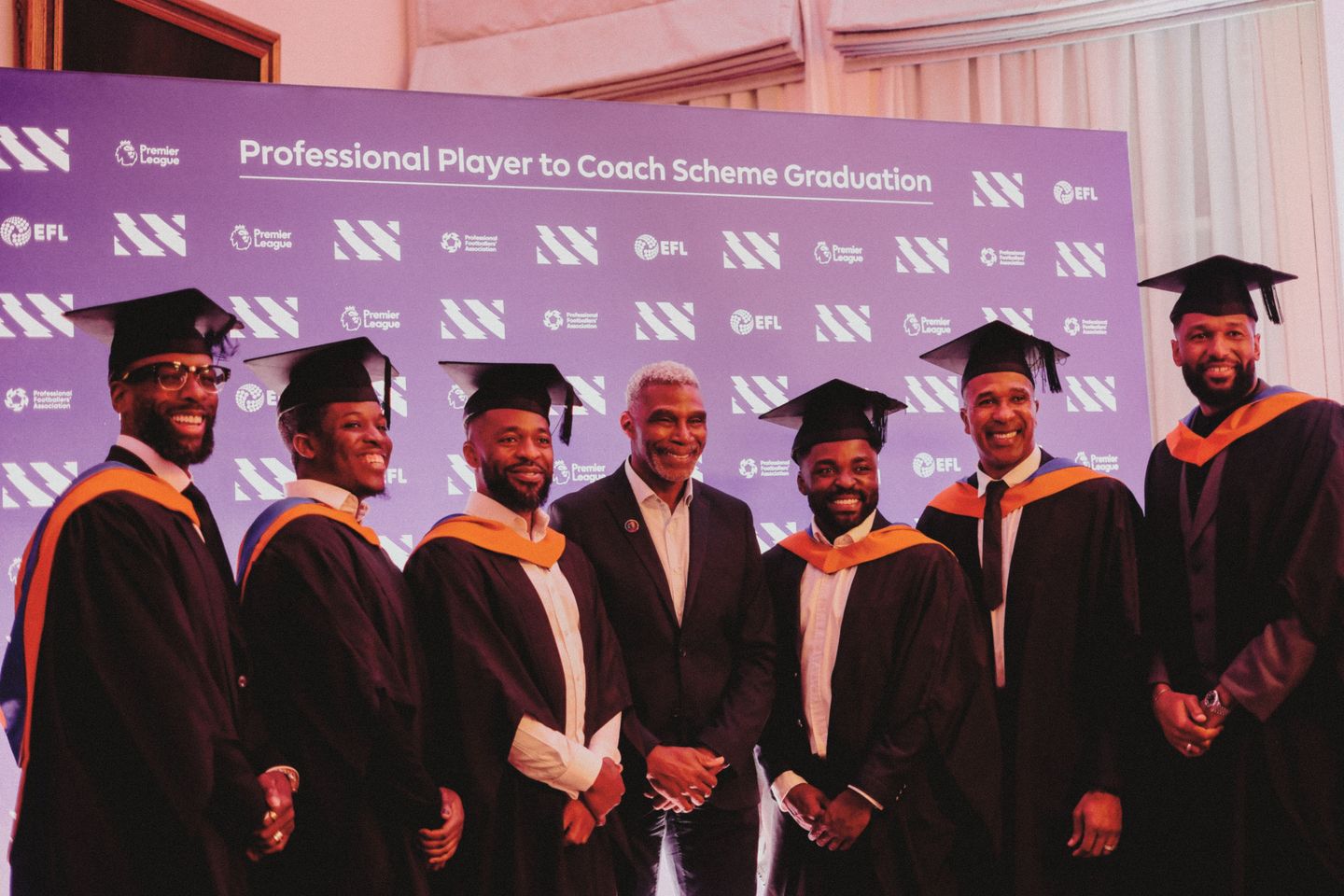 Dave Regis and graduates - DSCF2872