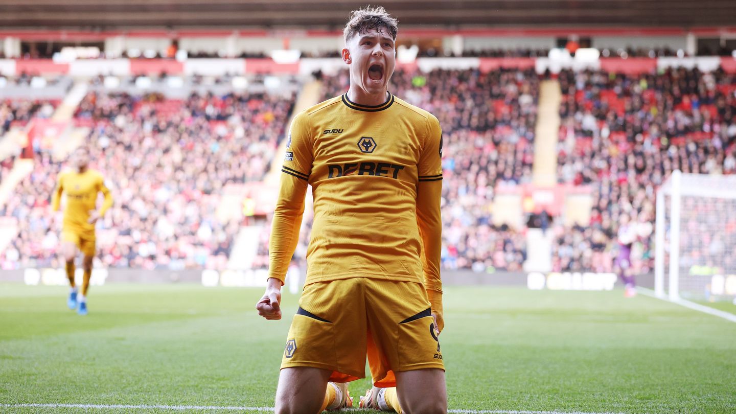 Strand-Larsen, Wolves