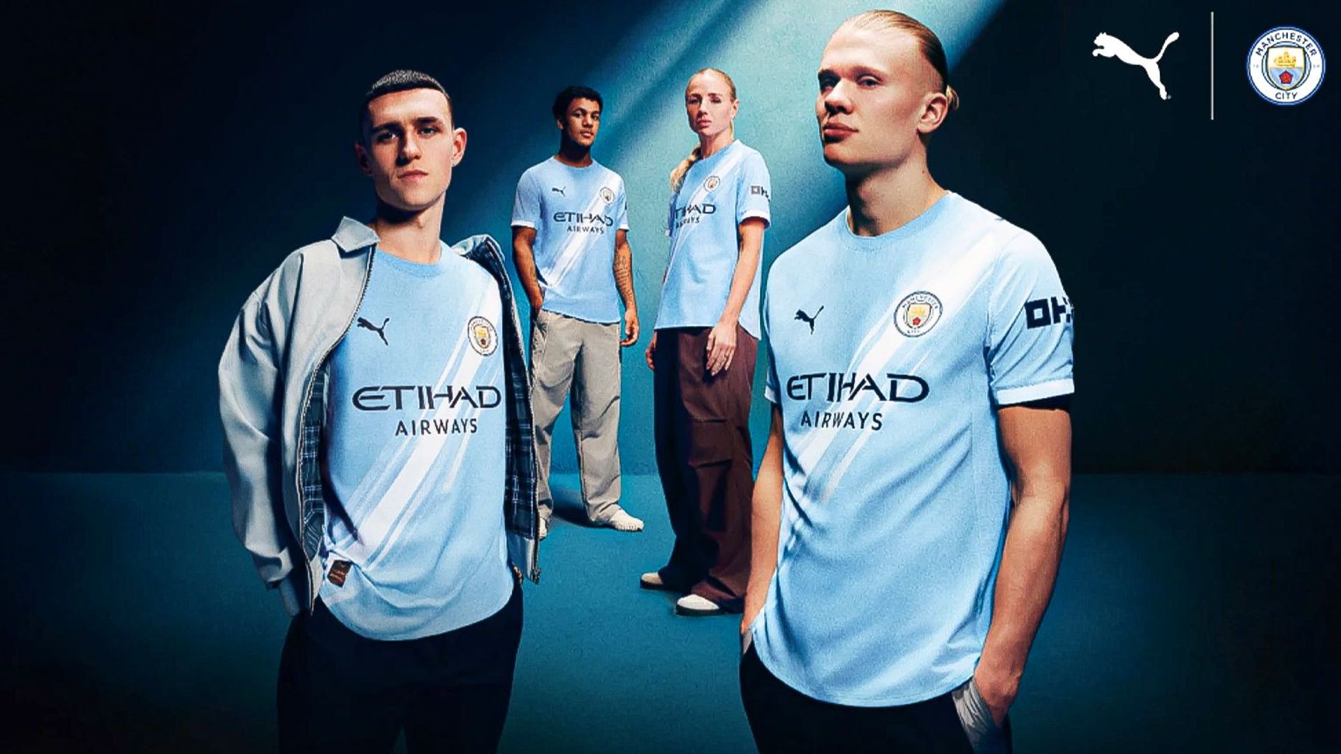 Man City players in their home kit