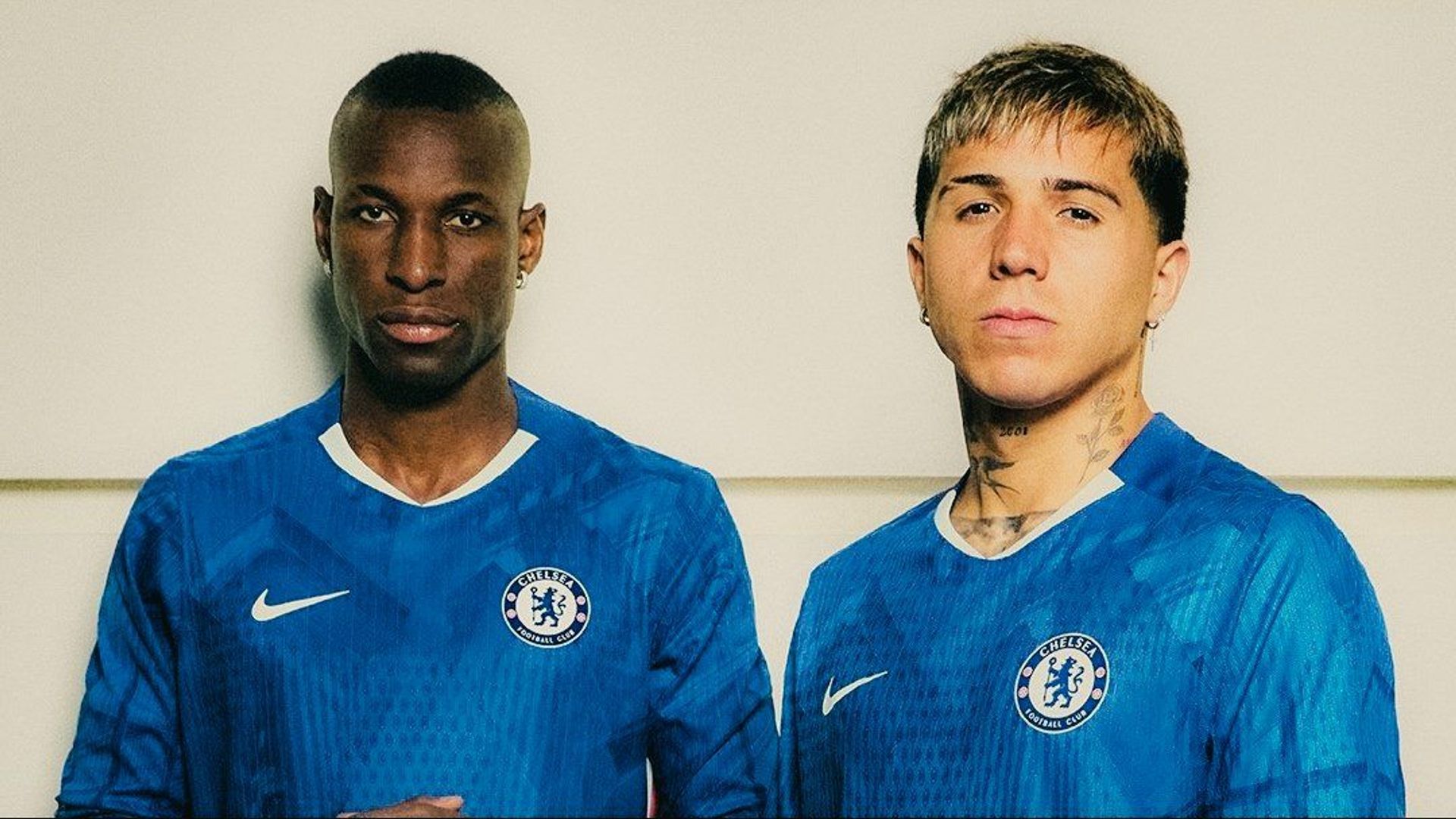 Nicolas Jackson and Enzo Fernandez in Chelsea's home kit