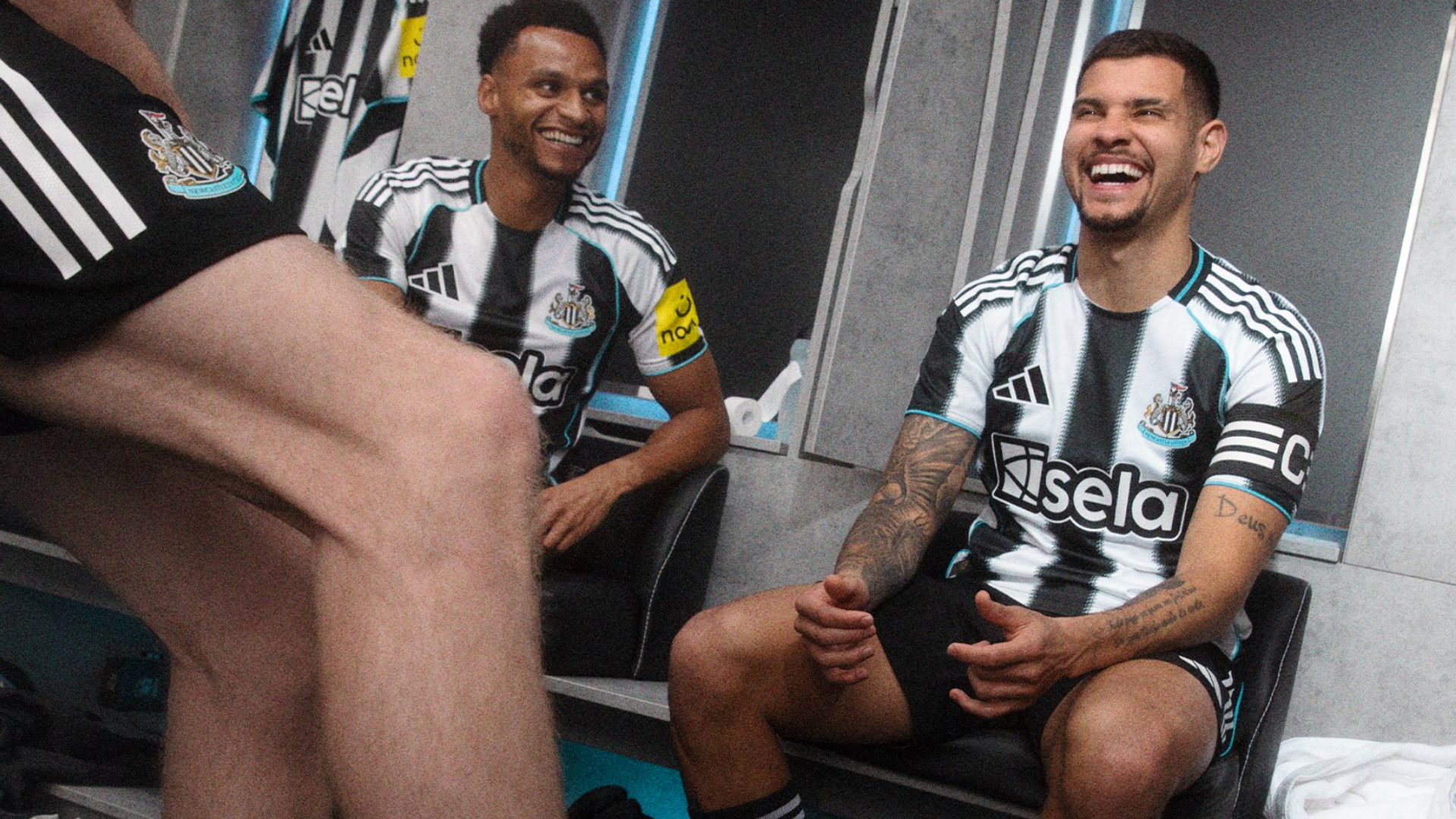 Jacob Murphy and Bruno Guimaraes in Newcastle's home shirt
