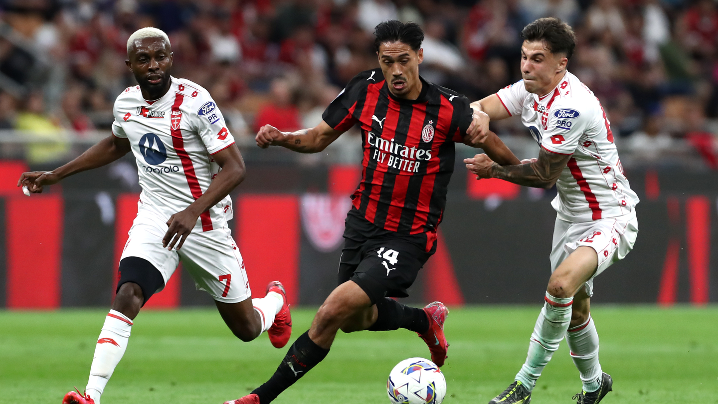 Tijjani Reijnders in action for AC Milan v Monza 