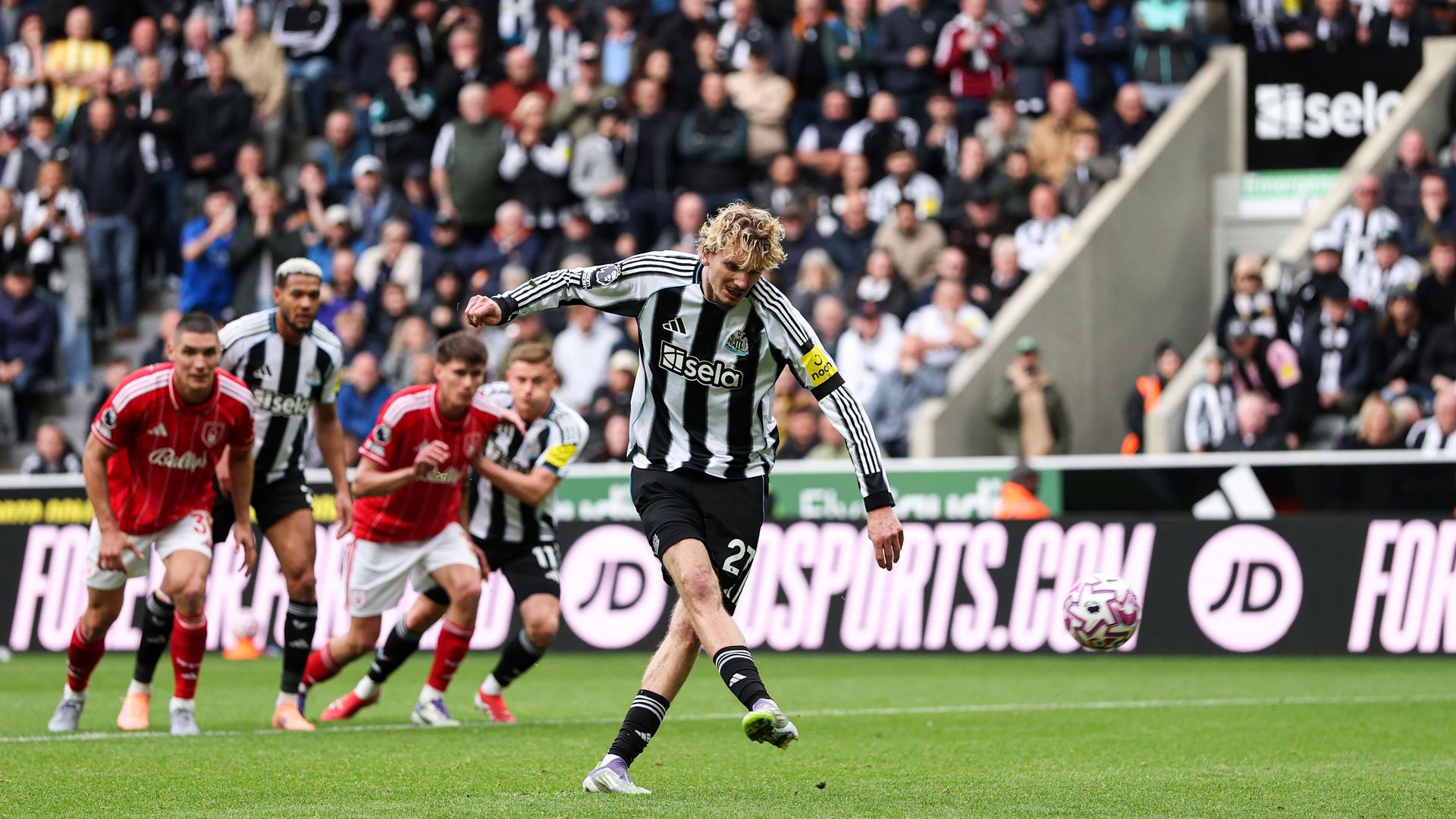 Nick Woltemade of Newcastle United