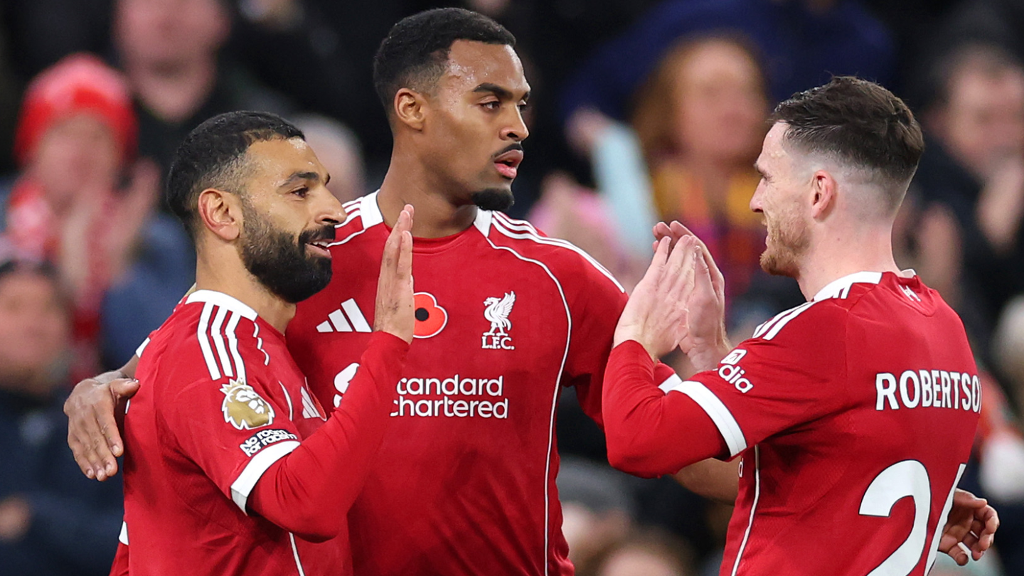 Salah Gravenberch Robertson celebrate