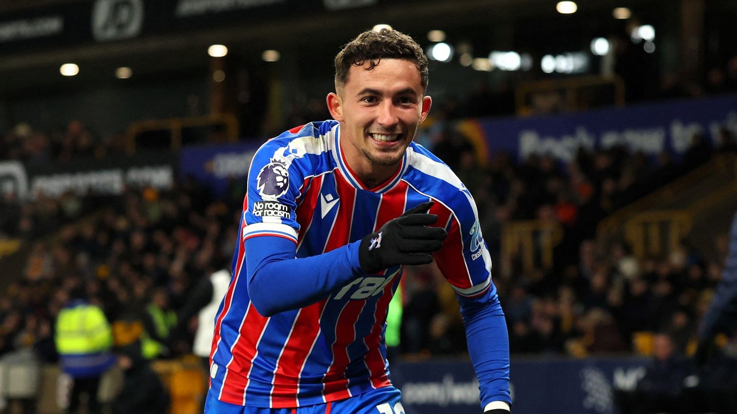 Yeremy Pino celebrates scoring Crystal Palace's second goal at Wolves