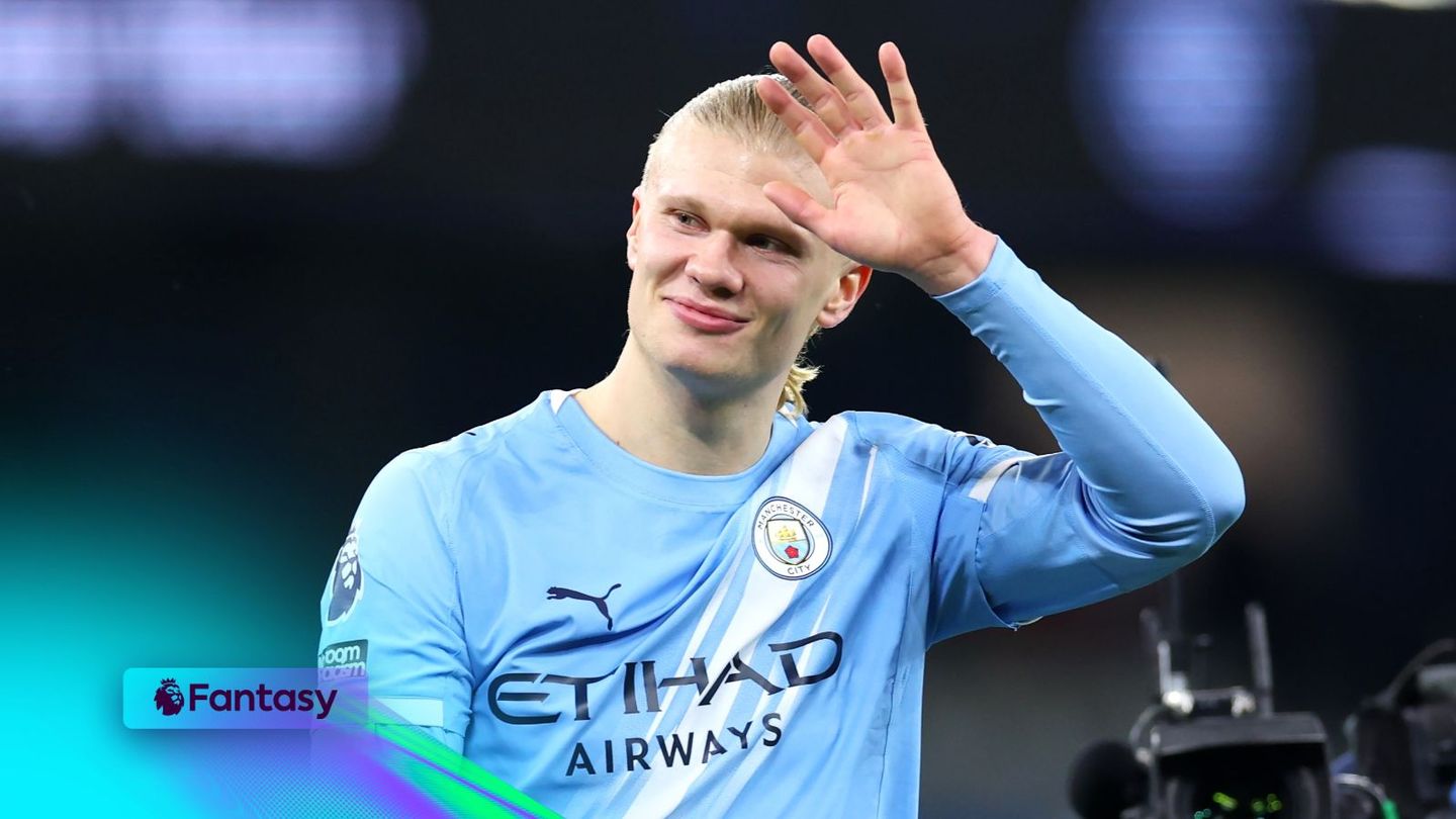 An image of Haaland waving