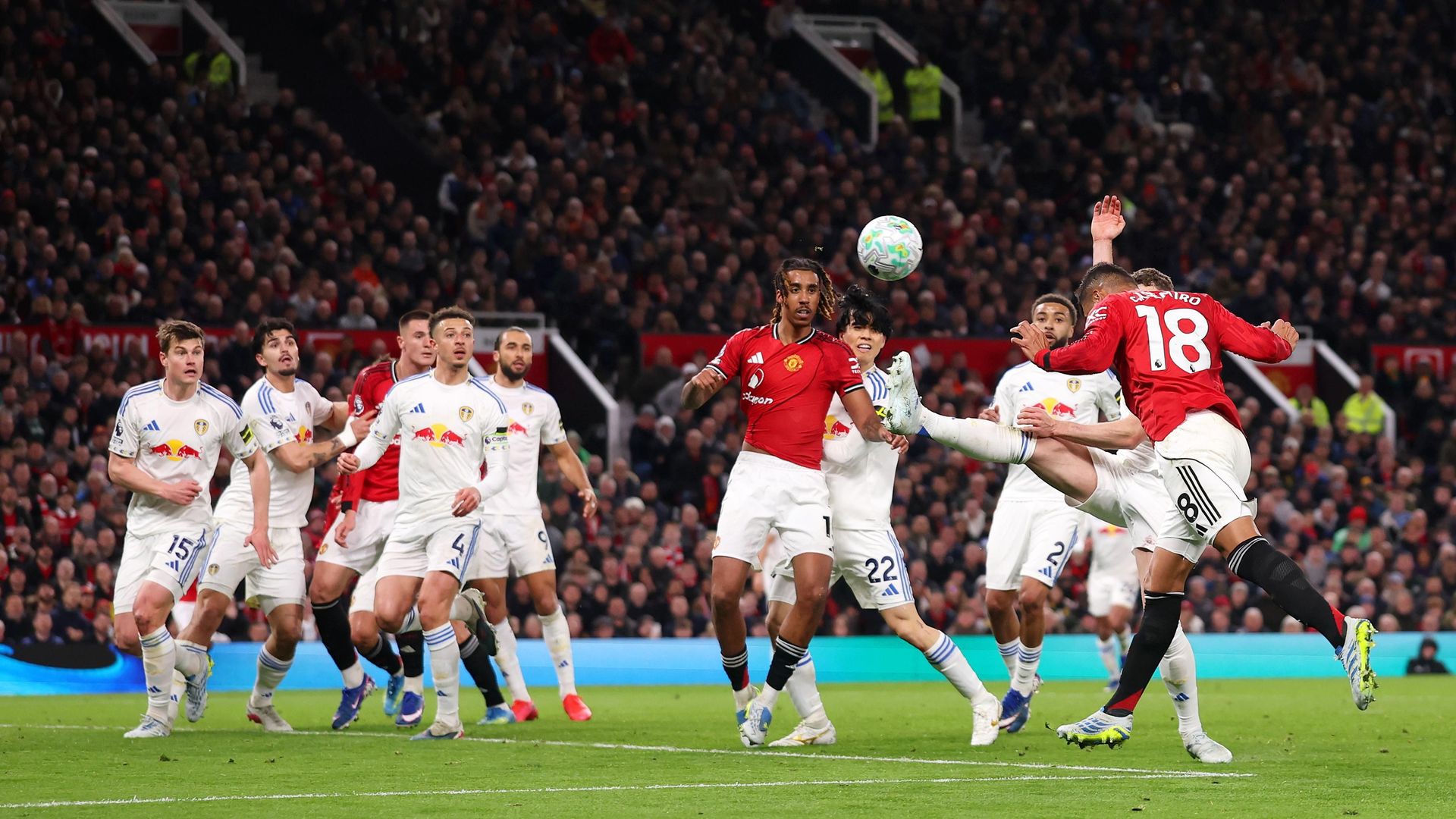 Manchester United vs Leeds United, Premier League 2025-26 LIVE: Scores, updates, news, and free commentary | Casemiro scores one as United fight with 10 men; MUN 1-2 LUFC