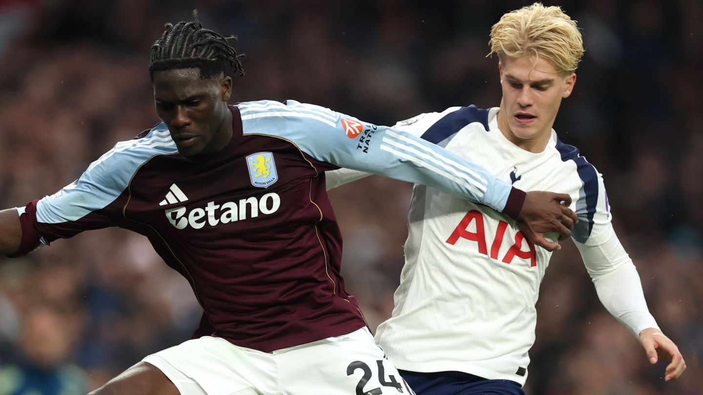 An image of Amadou Onana and Lucas Bergvall