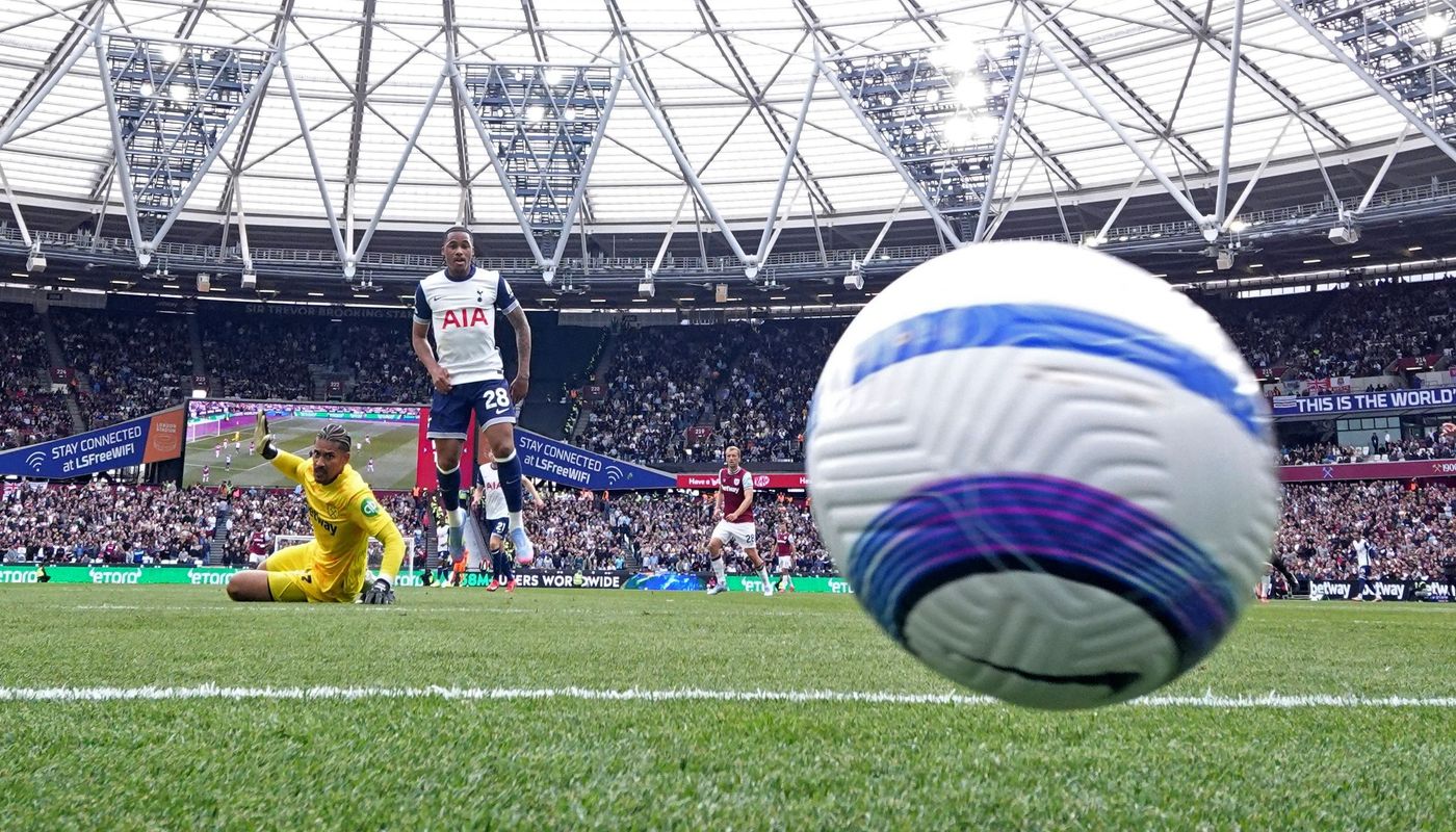 Premier League - West Ham United v Tottenham Hotspur