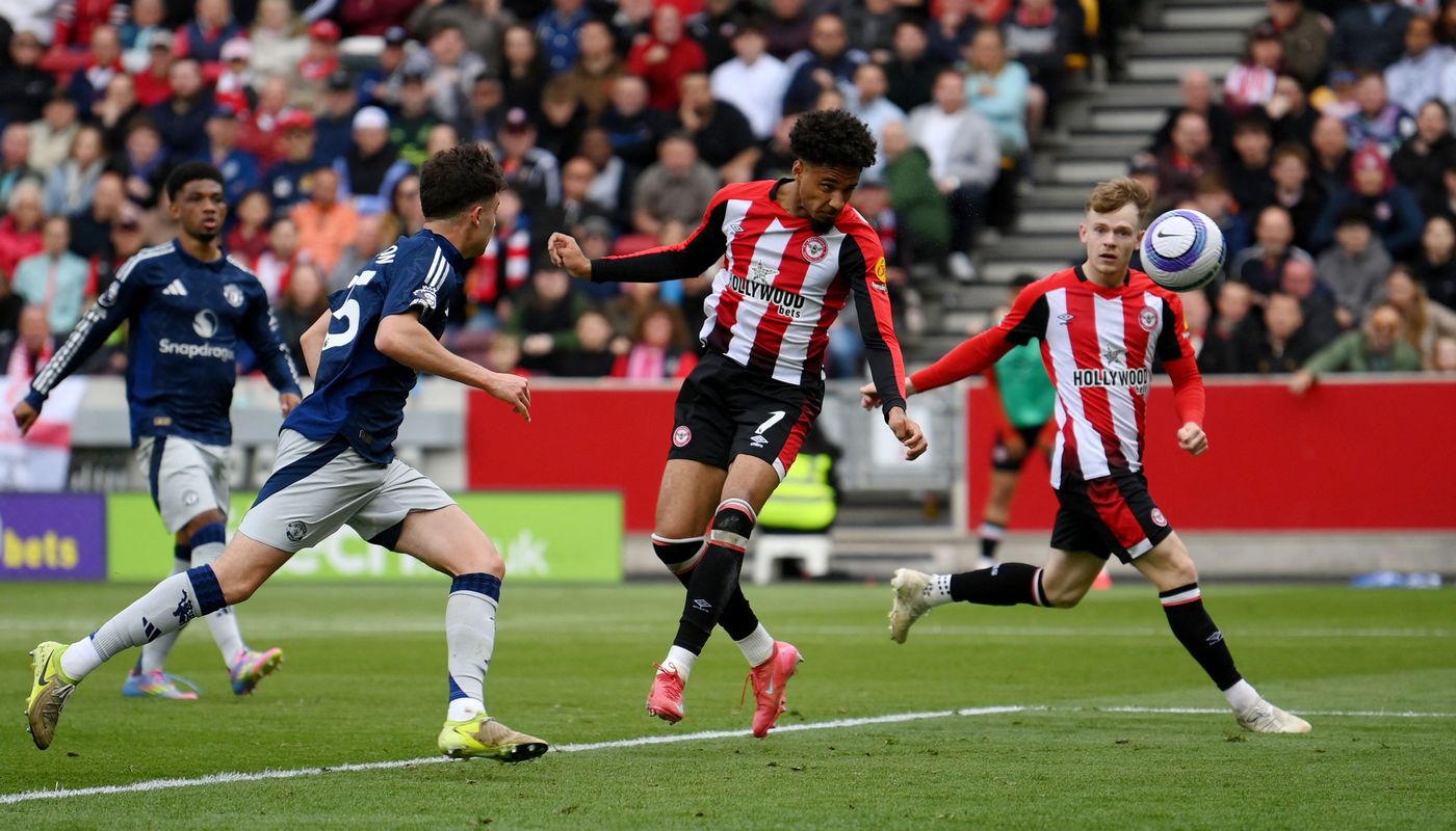 Premier League - Brentford v Manchester United