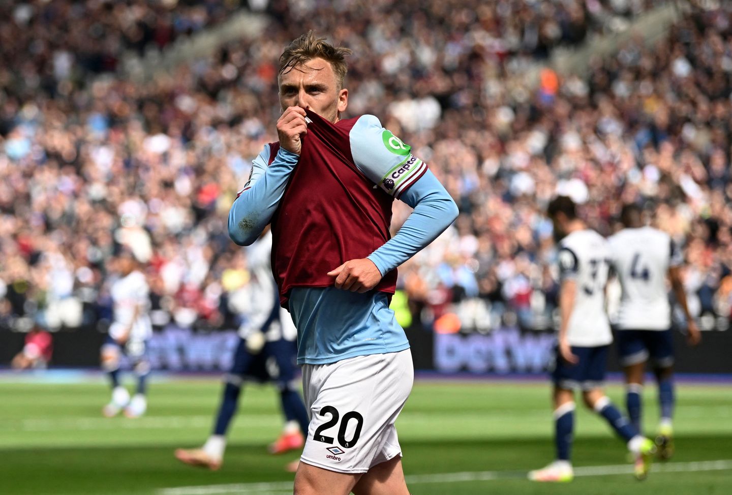 Premier League - West Ham United v Tottenham Hotspur