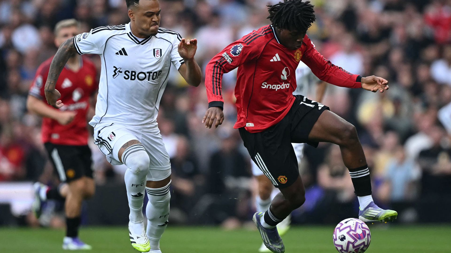 Patrick Dorgu in Fulham vs Manchester United, Premier League 2025/26