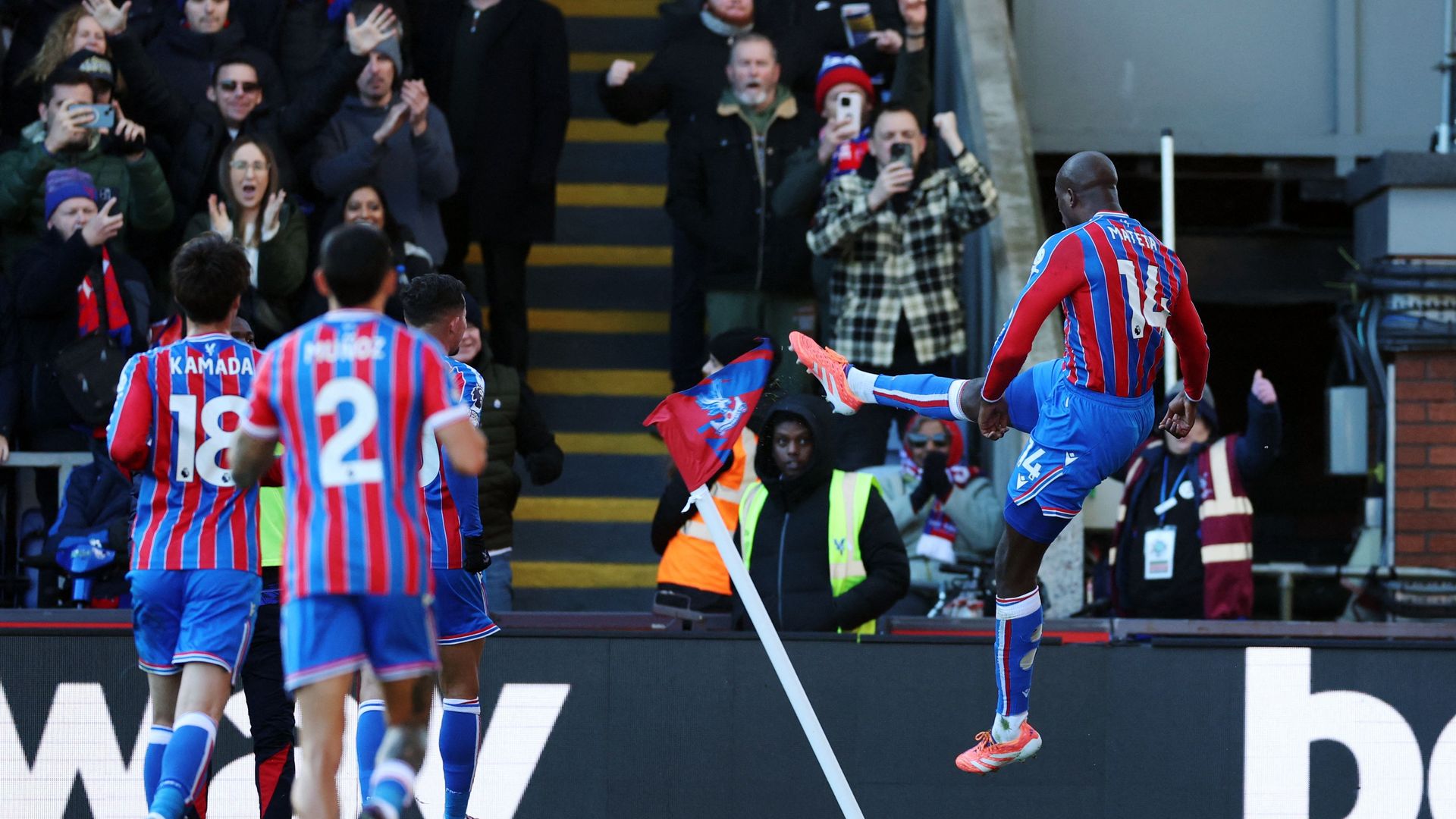 Mateta celebrates, Palace v Man Utd