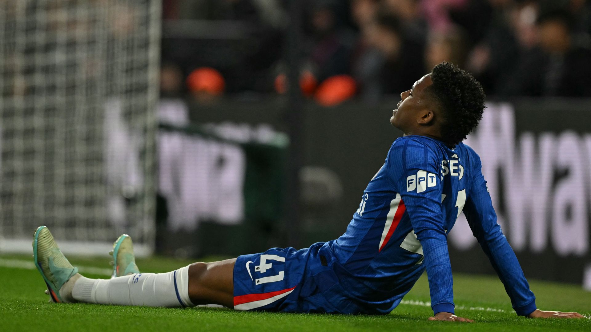 Chelsea vs Manchester United Premier League 2025-26 LIVE: Estevao gets injured; CHE 0-0 MUN