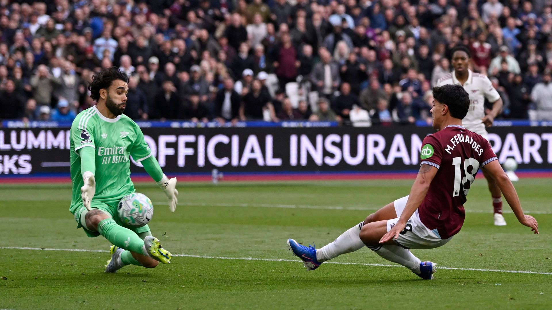 Raya saves from Fernandes