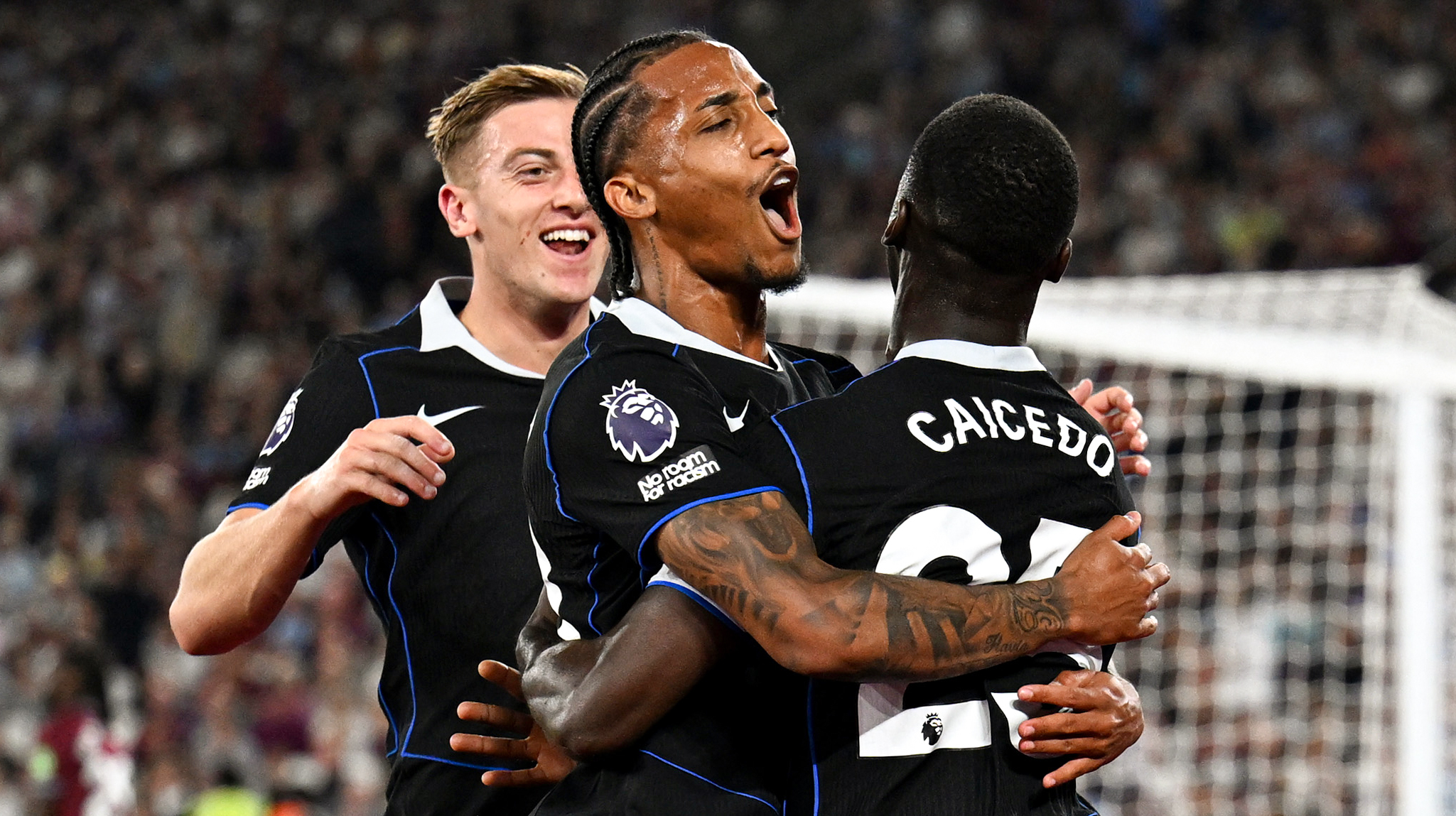 Five-star Chelsea beat West Ham for first win of the season