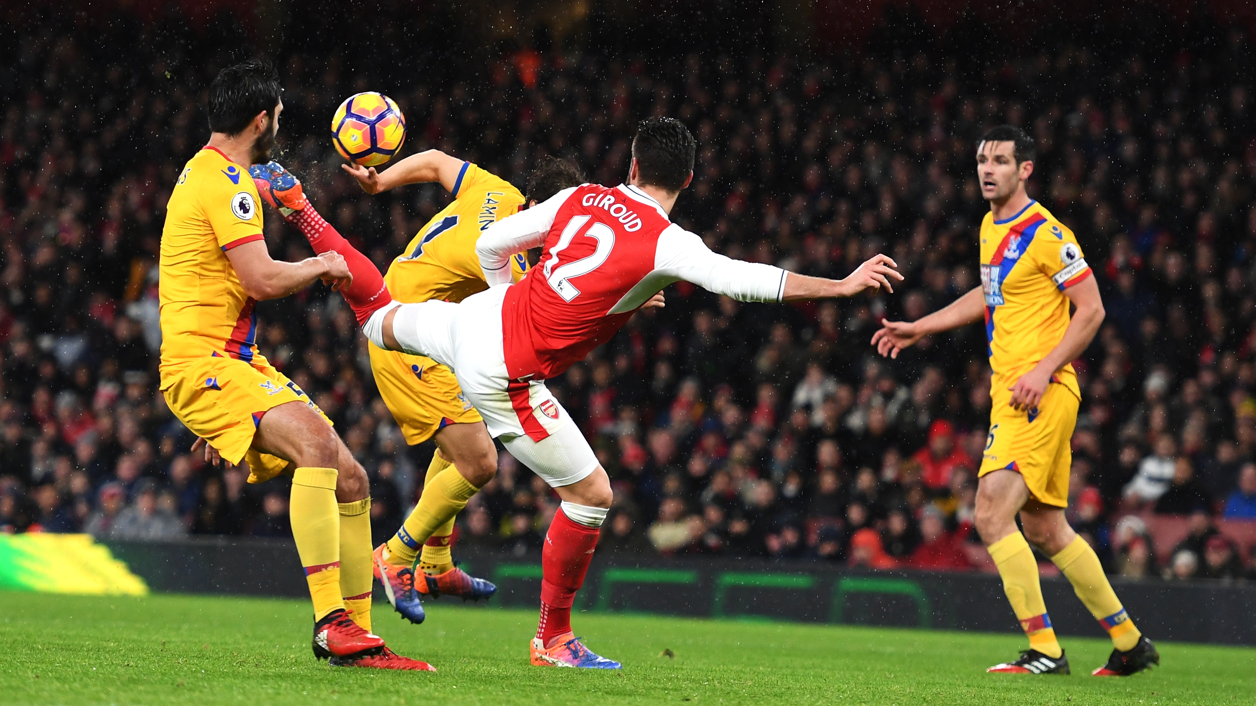 Watch: Giroud